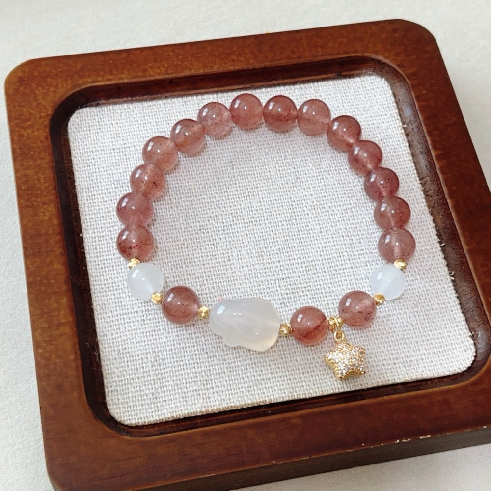 🖤 Handmade bracelet - Picture 1 of 4